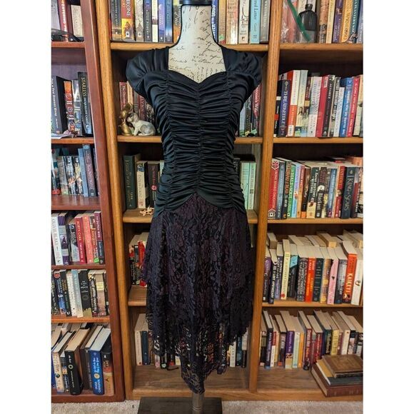 Vintage ISADORA Party Prom Costume Bodycon Dress Tiered Lace Small Goth Size 4 - Picture 1 of 7